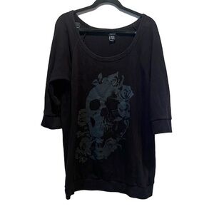 Torrid Women’s Sugar Skull Roses Print Lightweight Sweater Size 2 or 2X
